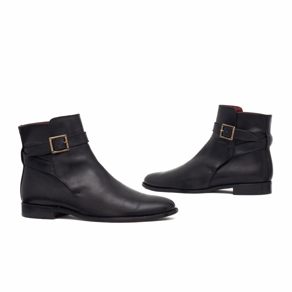 1250$ Burberry Women’s Jodhpur Black Leather Ankle Boots 39.5 US9.5
